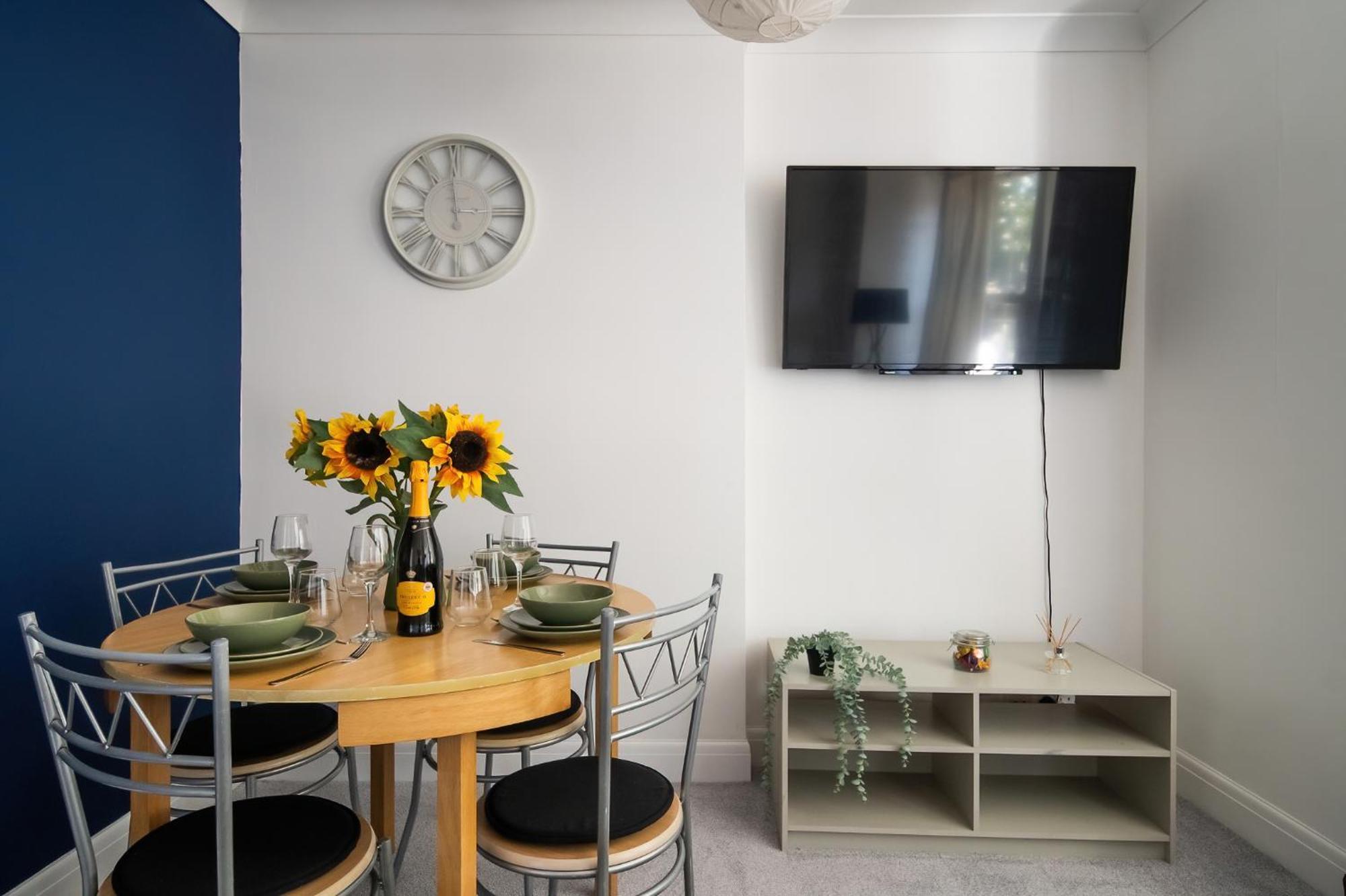 Gorgeous 2Bed Apartment In Fulham, ลอนดอน ภายนอก รูปภาพ